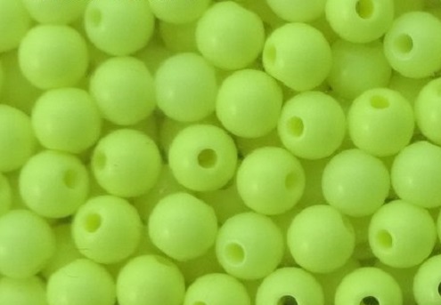 KORALIKI PLASTIKOWE FLUO CHARTREUSE 8 mm 10-sztuk