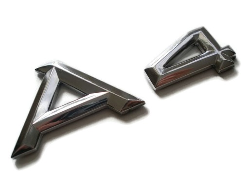 Napis A4 Logo Emblemat Znaczek Literki oznaczenie AUDI A4 TYŁ