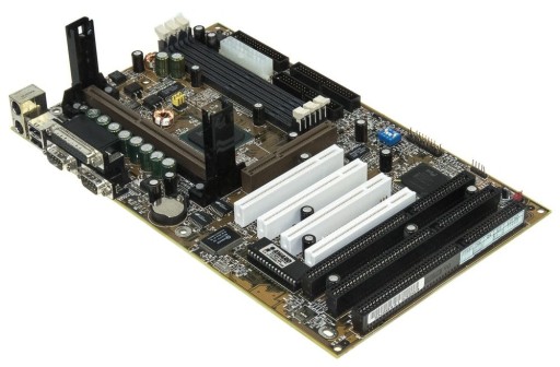 GIGABYTE GA-686LX3 SLOT1 SDRAM ISA PCI ATX