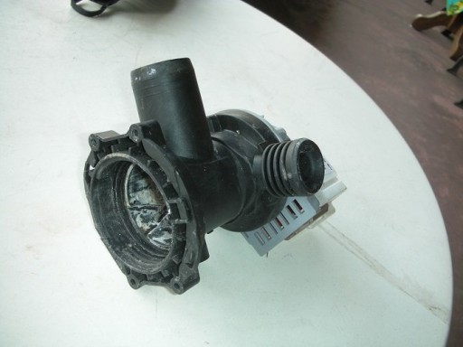 POMPKA WODY BRUDNEJ PRALKA ARISTON ADM 109