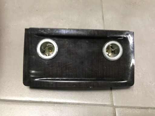 BMW 5 E60 E61 zaślepka tunelu tył 2x 12V 7141071