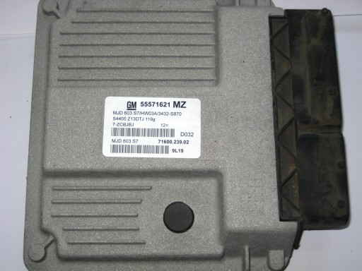 Komputer 55571621MZ CORSA 1.3 CDTI Z13DTJ CZYSTY