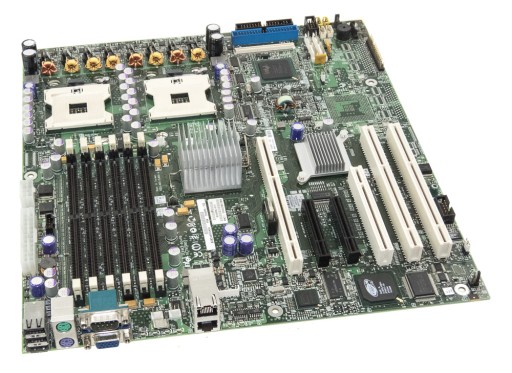 INTEL SE7520BD2 s604 XEON DDR SATA ATA C44689-702