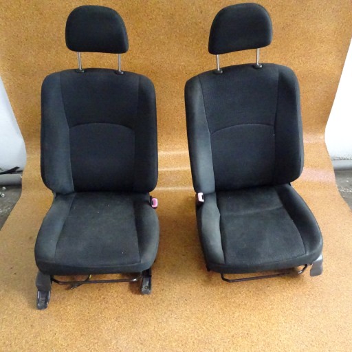 DAIHATSU TERIOS 07r FOTEL FOTELE PRZÓD PRAWY