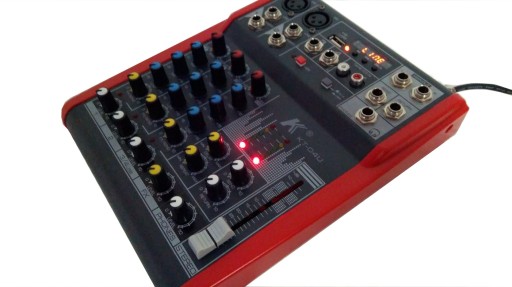 Mikser mixer na 2 mikrofony i 2 instrum. USB Mp3