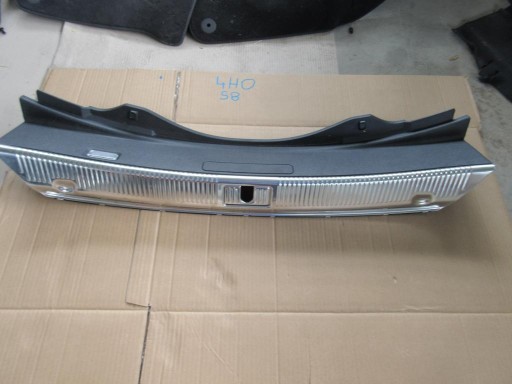 Blende Abdeckung öv, szíj für Gurten hinten heck AUDI A8 4H0 S8