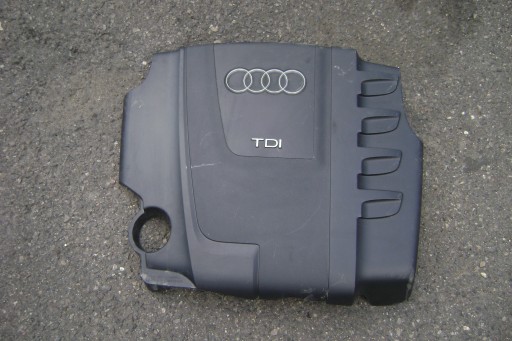 AUDI A4 B8 A5 2.0 TDI - капот двигателя