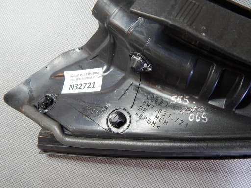 AUDI A5 F5 těsnění dveře 8W7831721