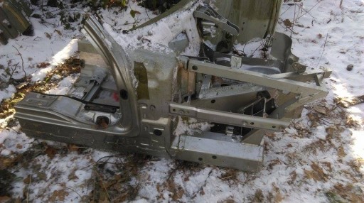 ПРАВАЯ ПЕРЕДНЯЯ ЧЕТВЕРТЬ ПЕРЕДНЯЯ ЧЕТВЕРТЬ MERCEDES W197 1