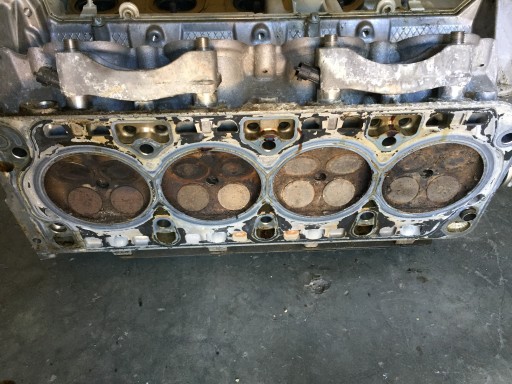 9461041055R - Panamera 4.8 V8 ГОЛОВКА ПРАВАЯ 9481041055R