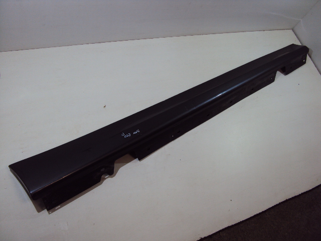 COUVE-JOINT PLANCHE SEUIL DROITE BMW 3 E90 photo 1 - milautoparts-fr.ukrlive.com