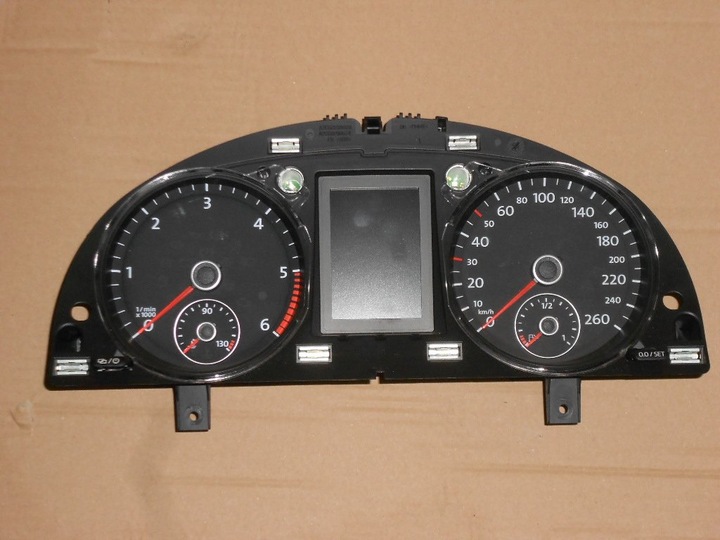 VW PASSAT B7 DASHBOARD METER 3AA920870P photo 1 - milautoparts-fr.ukrlive.com