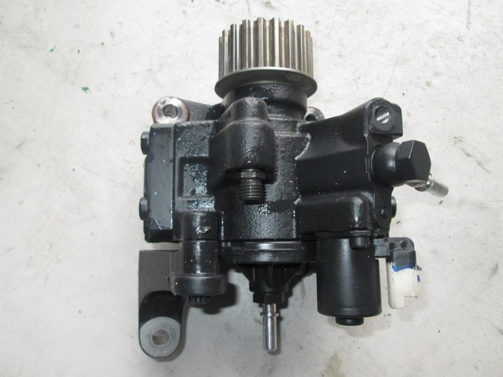 PUMP HIGH PRESSURE FUEL PUMP RENAULT MEGANE 1,5 DCI 167008557 photo 1 - milautoparts-fr.ukrlive.com