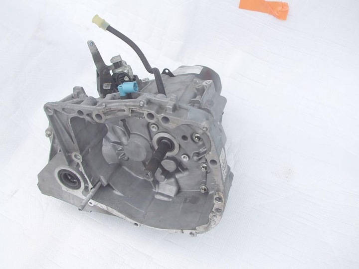 RENAULT CLIO IV 1,2TCE BOX GEAR photo 2 - milautoparts-fr.ukrlive.com