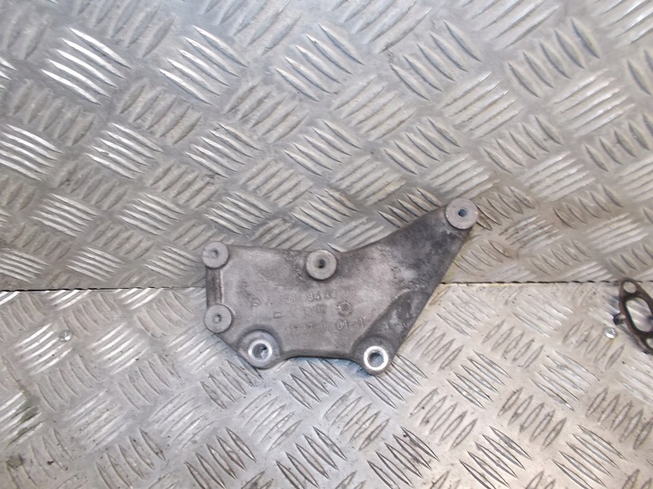 MERCEDES W204 W212 2.2CDI.LAPA DE MOTEUR 6510940039 photo 1 - milautoparts-fr.ukrlive.com