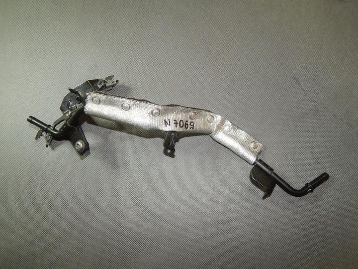 AUDI A3 8V CABLE WATER 04L121070D photo 1 - milautoparts-fr.ukrlive.com