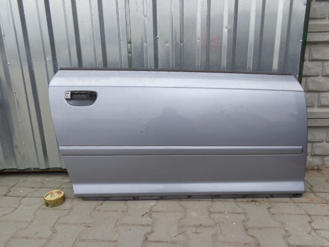 AUDI A3 8P 3D 03-10R DOOR RIGHT LY7H photo 1 - milautoparts-fr.ukrlive.com