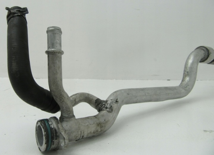 FIL TUYAU EAU AUDI A8 D4 4.2 TDI 057121075AN