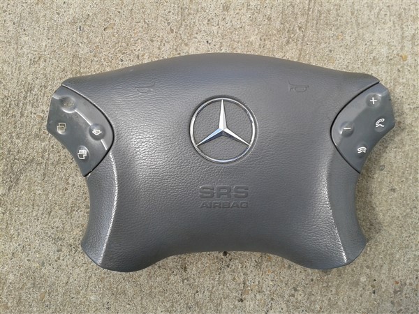 COUSSIN DE VOLANT AIRBAG MERCEDES C-CLASSE W203 photo 1 - milautoparts-fr.ukrlive.com