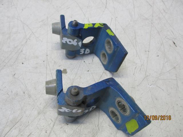 HINGE HINGES DOOR RIGHT PEUGEOT 206 + 5D photo 1 - milautoparts-fr.ukrlive.com