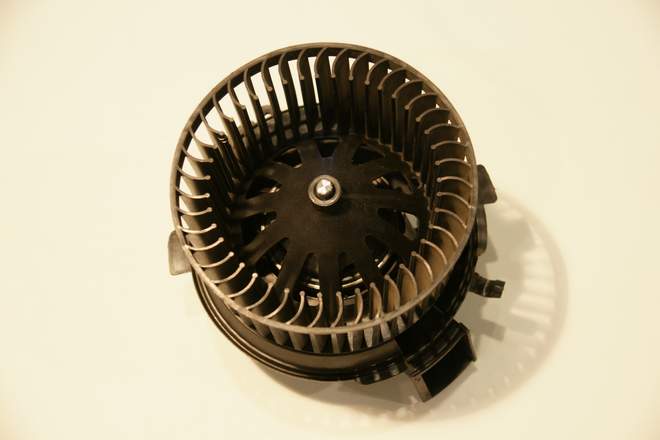 AIR BLOWER ERNTYLATOR XSARA PICASSO PEUGEOT 206 307 photo 1 - milautoparts-fr.ukrlive.com