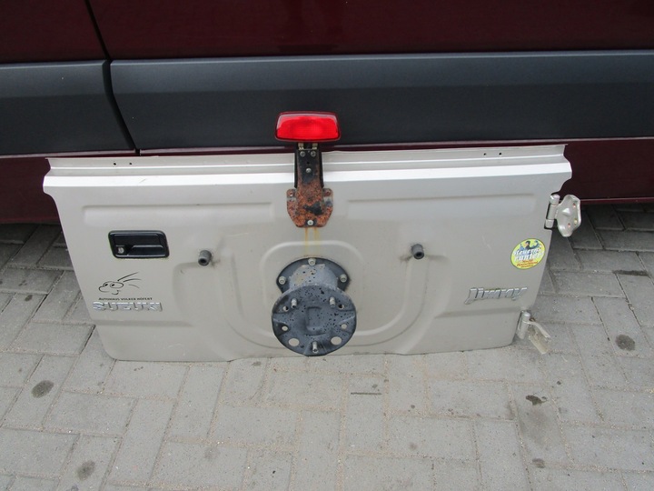 SUZUKI JIMNY BOOTLID REAR @ photo 1 - milautoparts-fr.ukrlive.com