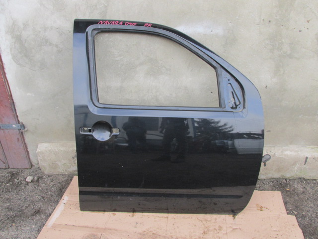 DOOR RIGHT FRONT NISSAN NAVARA D40 PATHFINDER photo 1 - milautoparts-fr.ukrlive.com