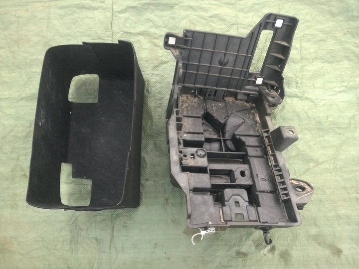 JEEP CHEROKEE KL SUPPORT CORPS ACCUMULATEUR 15R photo 1 - milautoparts-fr.ukrlive.com