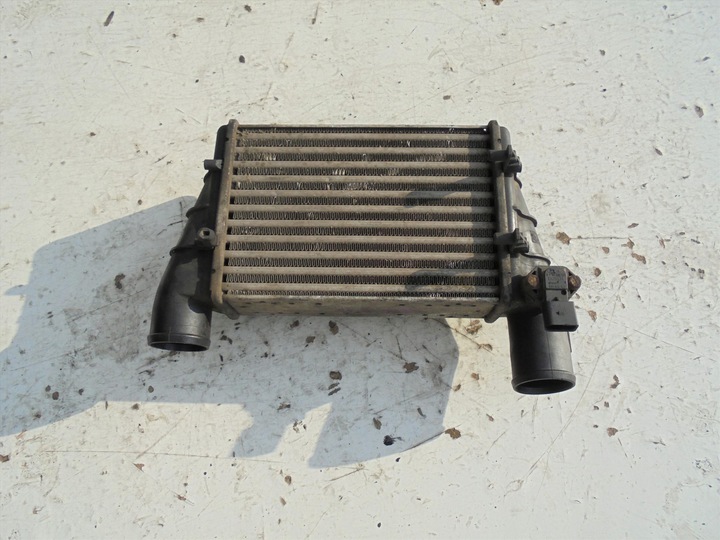 RADIATOR INTERCOOLER VW PASSAT B5 1.8 TURBO photo 1 - milautoparts-fr.ukrlive.com