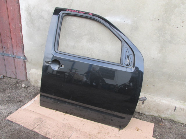 DOOR RIGHT FRONT NISSAN NAVARA D40 PATHFINDER photo 2 - milautoparts-fr.ukrlive.com