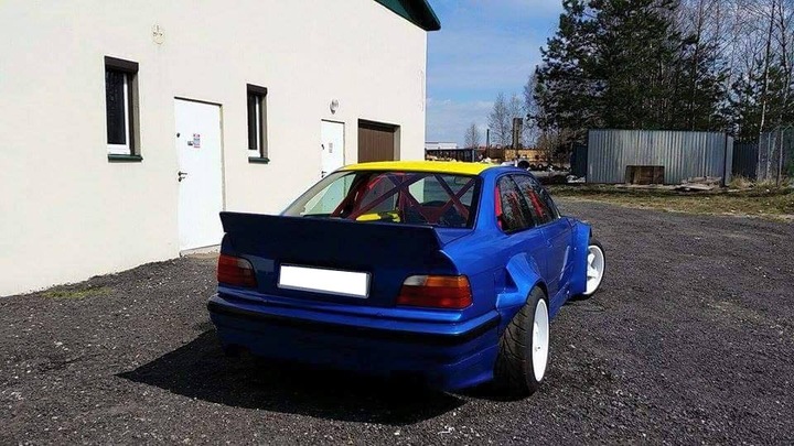 BMW E36 3 COMPERTIMENT SEUILS WIDEBODY photo 8 - milautoparts-fr.ukrlive.com