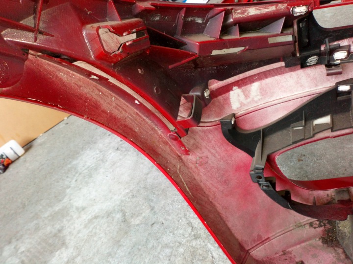 MERCEDES A W169 PARE-CHOCS CLASIC SUR RONDELLES DROIT LIFT