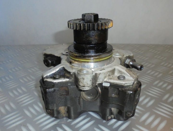 MERCEDES W166 W221 350 3.0 CDI PUMP HIGH PRESSURE FUEL PUMP photo 2 - milautoparts-fr.ukrlive.com