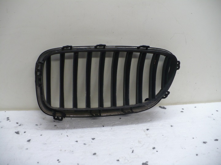 BMW 5 F10-F11 GRILLE CALANDRE DU RADIATEUR 7336478 photo 2 - milautoparts-fr.ukrlive.com