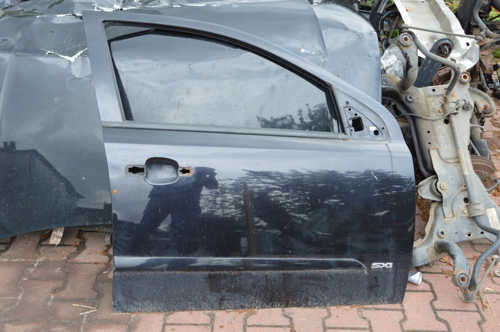 OPEL ASTRA H DOOR RIGHT FRONT Z20R photo 1 - milautoparts-fr.ukrlive.com