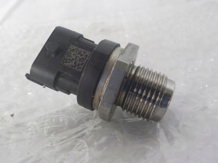 MAN TGX EURO 6 CAPTEUR PRESSION CARBURANTS 0281002920