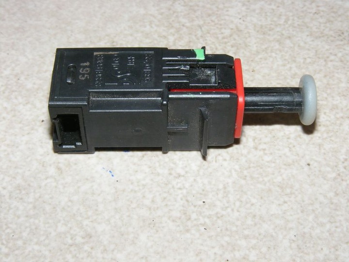 Opel astra iii h- включатель света стоп 55701395, Цена