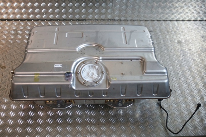 Бак топливный бак mercedes sls w197 a1974700901, Цена