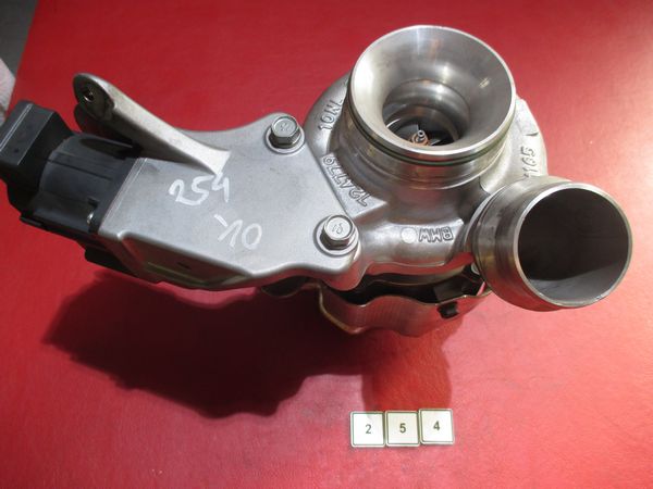 Bmw e60 e88 2.0 турбіна 49135-05895, Ціна