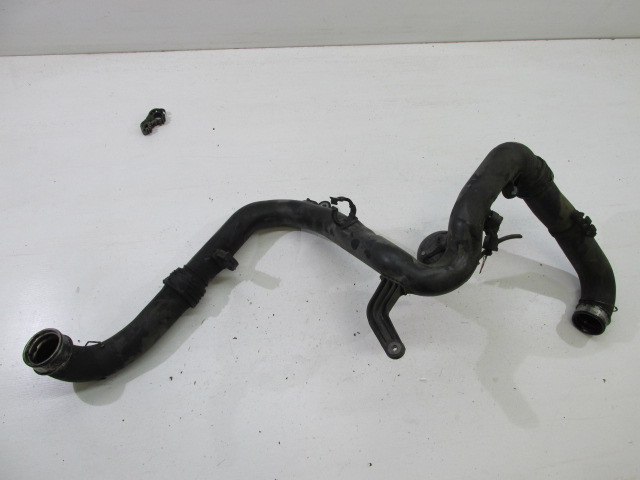 Патрубок интеркулера vw touran 1t0 04r 1k0145838c, Цена