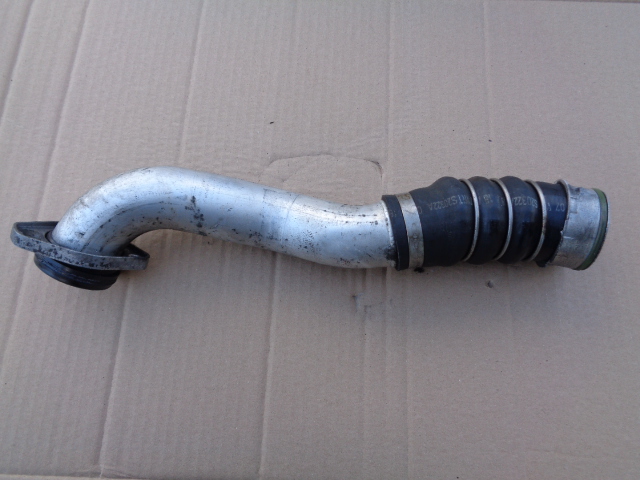 Патрубок інтеркулера bmw e90 e91 318d 320d 7795304, Ціна