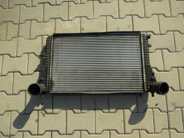 фото №1, Vw golf v 04-09r 1.9 tdi радиаторов интеркулер