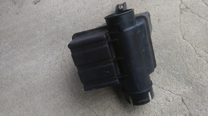 фото №1, Suzuki ignis 1.3 b корпус фільтра повітря