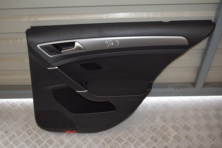 фото №1, Обивка боковина дверь правые зад golf vii 7 5g9 5g