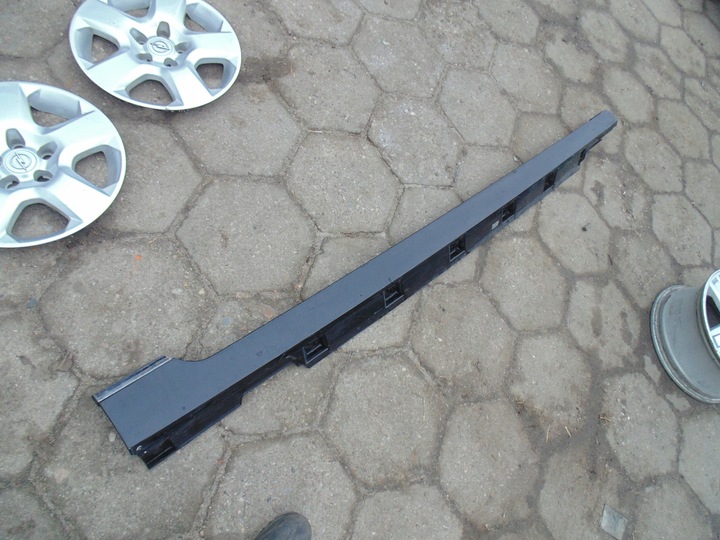 фото №1, Планка пороговая vw passat b8 3g0 правая highline
