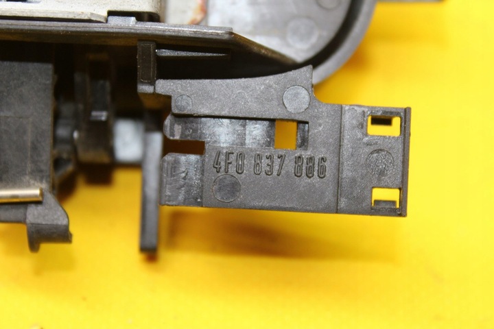 фото №6, Ручка двері правий перед a6 c6 універсал 4f0837886