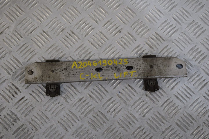 фото №1, Балка кронштейн c-klasa w204 рестайлінг a2046190425