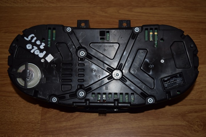 фото №10, Спидометр приборы vw polo 6c0920730g 1.2 tsi год 2015