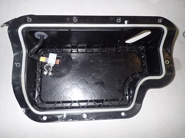 фото №1, Dw golf 7 защита акумулятора 5q0915435d