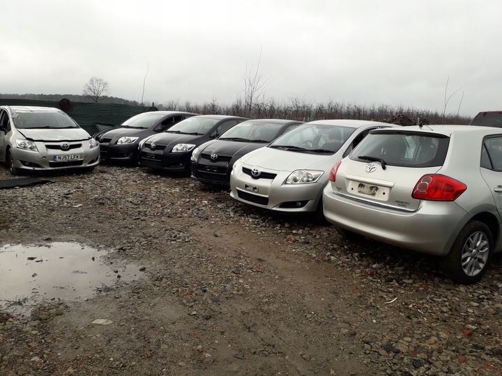 фото №5, Toyota auris i стійка лівий поріг